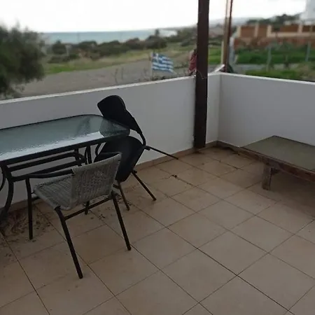 Apartment To Nisaki